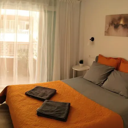 Apartamento La Marina Apartamento